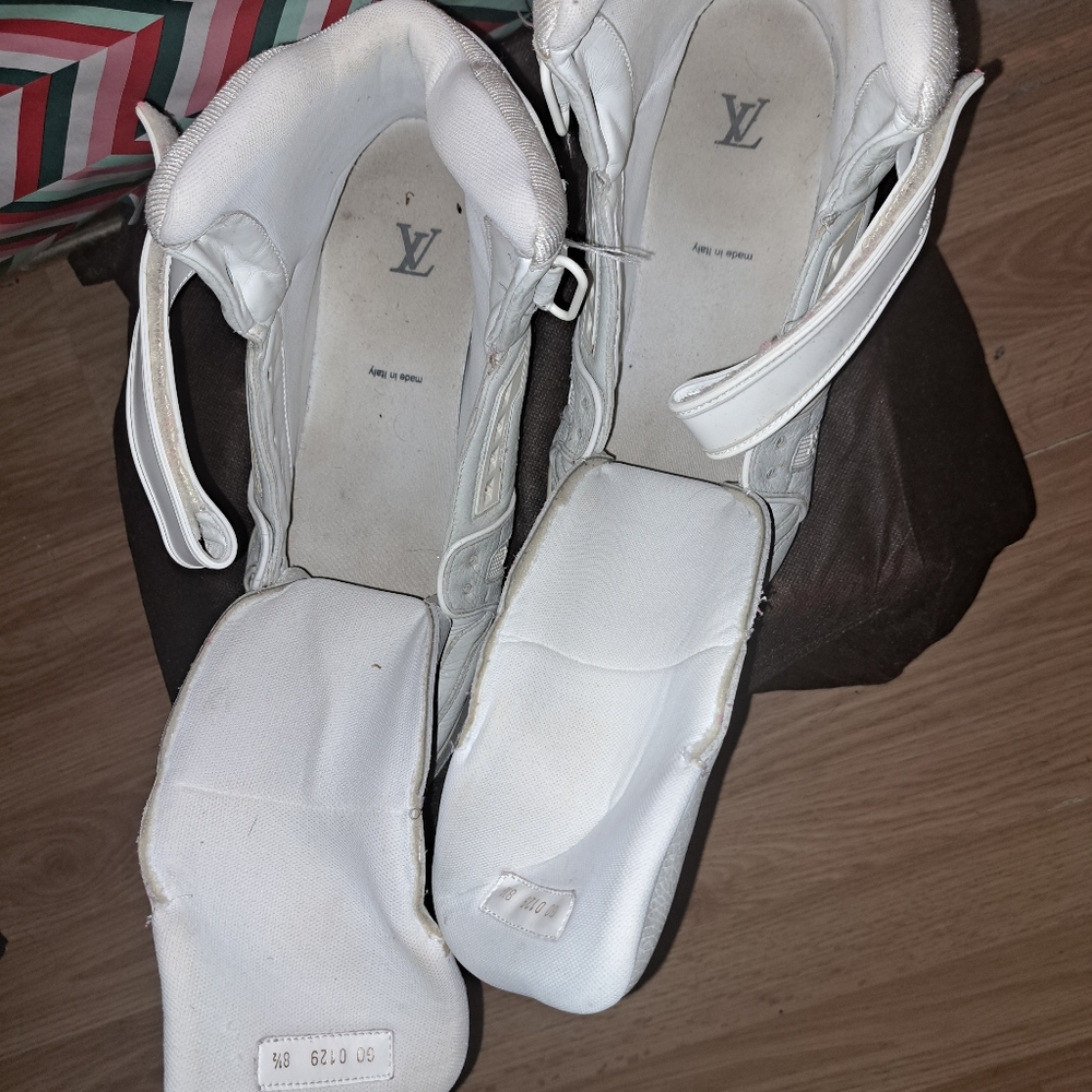 Louis Vuitton Kids High-Top Sneakers - White - Picture 2 of 6